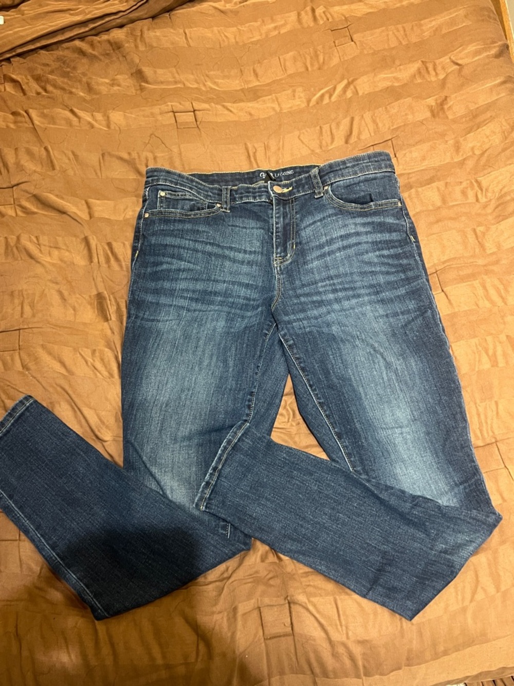GAP Dark Wash Blue Women’s Jeggings